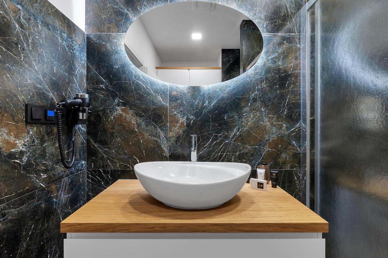 Nový designový apartmán s klimatizací Rychnov nad Kneznou Esterno foto